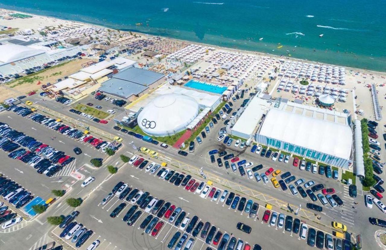 Azzurre Residence Mamaia Luaran gambar
